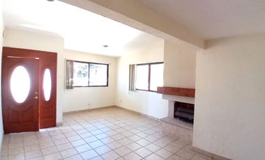 🌿 Tu Refugio Ideal con Jardines, Alberca y Casa de Visitas 🏡💦 Casa en VENTA Granjas Tequisquiapan 🌺