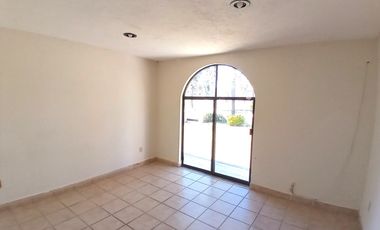 🌿 Tu Refugio Ideal con Jardines, Alberca y Casa de Visitas 🏡💦 Casa en VENTA Granjas Tequisquiapan 🌺