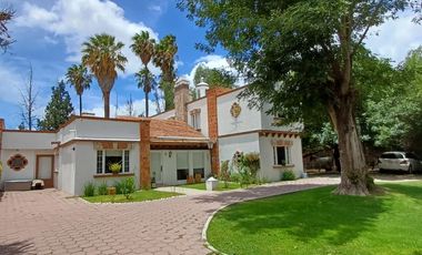 🔥 Casa con Bóvedas y Chimenea – Encanto y Estilo en Tequis, Casa en VENTA Tequisquiapan Queretaro