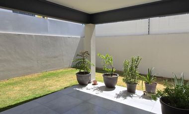 CASA EN RENTA CONDOMINIO COLINAS DE JURIQUILLA