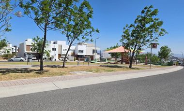 CASA EN RENTA CONDOMINIO COLINAS DE JURIQUILLA