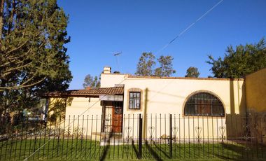 🏡 Casa Estilo Mexicano 🤠 de 2 Recámaras Ubicada en Esquina 🌿