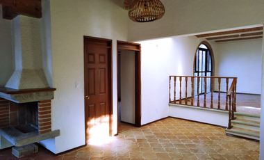 🏡 Casa Estilo Mexicano 🤠 de 2 Recámaras Ubicada en Esquina 🌿
