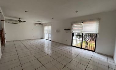 Casa en renta. Fracc. Bonanza Premier. Tabasco 2000, Villahermosa. Tabasco.