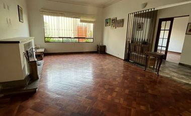 Venta de hermosa casa en San Antonio Miraflores