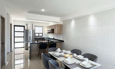 CASA EN VENTA EN MESETA HABITAT, 3 RECS. 3.5 BAÑOS, JARDIN, CANCHA DE PADEL, DE FUTBOL, DE PATINAJE