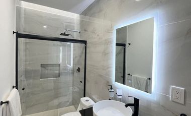 CASA EN VENTA EN MESETA HABITAT, 3 RECS. 3.5 BAÑOS, JARDIN, CANCHA DE PADEL, DE FUTBOL, DE PATINAJE