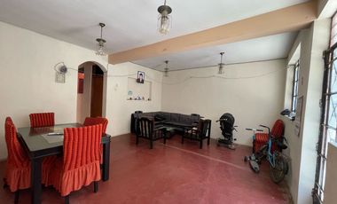 VENTA DE CASA EN AV. BAYOVAR EN SJL