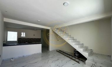 Casa con recámara en planta baja, Veracruz, Ver.