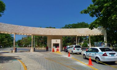 Lujosa villa en exclusivo complejo de Playa del Carmen