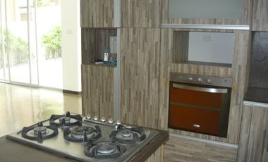 Casa de venta en la Vía a Samborondón, primeros Kilómetros, Guayas.