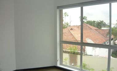 Casa de venta en la Vía a Samborondón, primeros Kilómetros, Guayas.