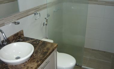 Casa de venta en la Vía a Samborondón, primeros Kilómetros, Guayas.