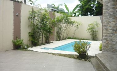 Casa de venta en la Vía a Samborondón, primeros Kilómetros, Guayas.
