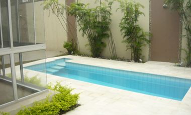 Casa de venta en la Vía a Samborondón, primeros Kilómetros, Guayas.