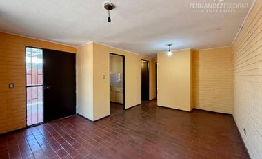 LOS ANDES - ARRIENDA CASA 2D 1B 3E - EL HORIZONTE