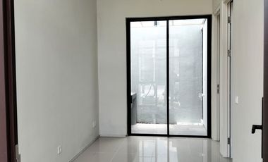 Dijual Dua  Rumah Baru Gress Citraland City Kedamean, Gresik