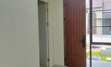 Dijual Dua  Rumah Baru Gress Citraland City Kedamean, Gresik