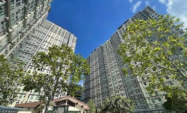 w/BIG Discount 1-Bedroom RFO Condominium connected in MRT Magallanes near Moa, NAIA, Ayala, Glorietta