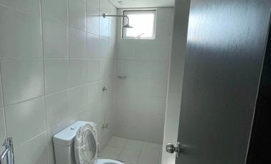 w/BIG Discount 1-Bedroom RFO Condominium connected in MRT Magallanes near Moa, NAIA, Ayala, Glorietta