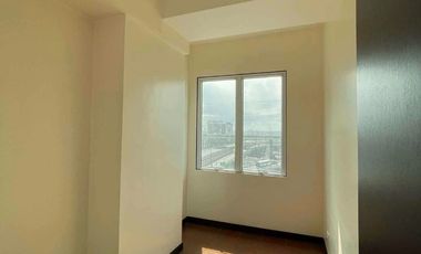 Corner Unit 2-Bedroom 38sqm Facing City View Rent to Own Condo in Makati near MOA, NAIA, Glorietta, Ayala, BGC