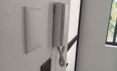 3 RECAMARAS MAS CUARTO DE SERVICIO, TODOS CON BAÑO COMPLETO. ESPACIOS MUY AMPLIOS 185 M2 TOTALES. A 2 CUADRAS DE PLAZA DEL ANGEL