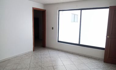 3 RECAMARAS MAS CUARTO DE SERVICIO, TODOS CON BAÑO COMPLETO. ESPACIOS MUY AMPLIOS 185 M2 TOTALES. A 2 CUADRAS DE PLAZA DEL ANGEL
