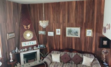 ESPECTACULAR CASA EN CONDADO DE SAYAVEDRA ESTILO INGLES