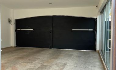 HERMOSA RESIDENCIA VIP EN PROVENZA RESIDENCIAL