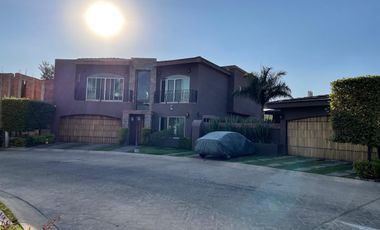 HERMOSA RESIDENCIA VIP EN PROVENZA RESIDENCIAL
