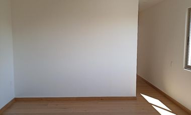 6 NUEVAS CASAS CON BUENA LUZ NATURAL Y VISTA A LAS MONTAÑAS