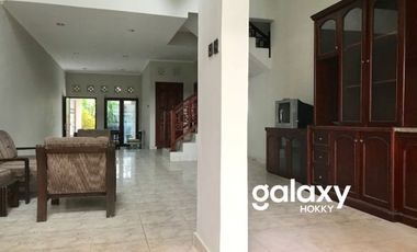 DISEWAKAN RUMAH 2 LANTAI DI PERUM TAMAN MUTIARA IMAM BONJOL DENPASAR, BALI