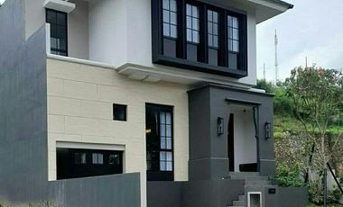ANDALUSITE Premium Class Home Living in CitraSun Garden Semarang