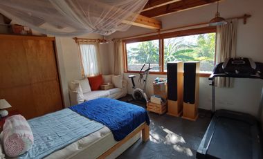 * INCREÍBLE CASA ESTILO EUROPEO CON UBICACIÓN Y VISTA PRIVILEGIADA EN TEPOZ