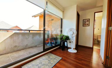 CASA 5 HABITACIONES/3 BAÑOS EN AVENIDA LAS PERDICES 4760, CONDOMNIO CERRADO, PEÑALOLÉN