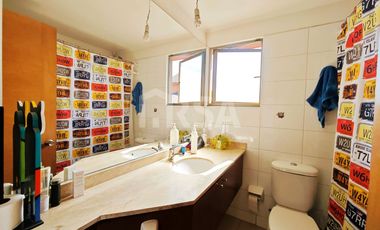 CASA 5 HABITACIONES/3 BAÑOS EN AVENIDA LAS PERDICES 4760, CONDOMNIO CERRADO, PEÑALOLÉN