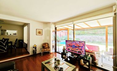 CASA 5 HABITACIONES/3 BAÑOS EN AVENIDA LAS PERDICES 4760, CONDOMNIO CERRADO, PEÑALOLÉN