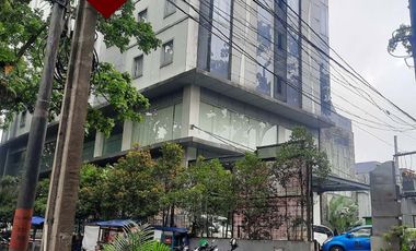 Hotel Jl. Cihampelas, Cipaganti, Coblong, Kota Bandung