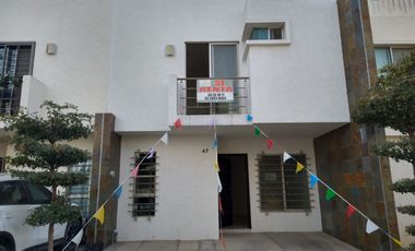HERMOSA CASA RESIDENCIAL VALLE NORTE, JUAN GIL PRECIADO, TESISTAN, ZAPOPAN