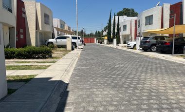 CASA EN CONJUNTO CERRADO SOBRE AV. PRINCIPAL CUAUTLANCINGO