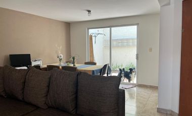 CASA EN CONJUNTO CERRADO SOBRE AV. PRINCIPAL CUAUTLANCINGO