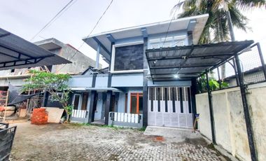 TURUN HARGA!! Rumah 2 Lantai Siap Huni, hanya 600 m dari Sleman City Hall