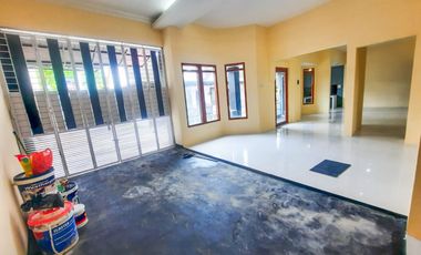 TURUN HARGA!! Rumah 2 Lantai Siap Huni, hanya 600 m dari Sleman City Hall
