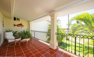 Casa en venta en Punta Pelicanos, La Cruz de Huanacaxtle.