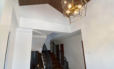 FOR SALE: 6 BEDROOM HOUSE AND LOT IN SOUTH FORBES VILLAS, SILANG, CAVITE