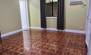 HOUSE FOR RENT IN MERVILLE PARK VILLAGE, PARANQUE