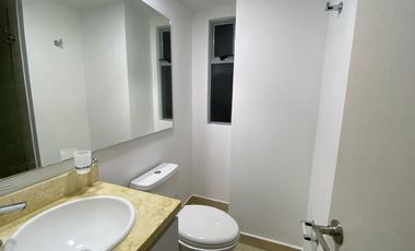 SE VENDE APARTAMENTO EN EL SECTOR DEL POBLADO COD 8636892