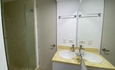 SE VENDE APARTAMENTO EN EL SECTOR DEL POBLADO COD 8636892