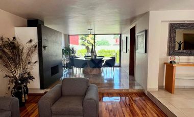 Casa en condominio en venta en Interlomas