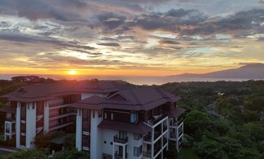 2 Bedroom High-floor Pre-selling Unit in Anvaya Cove (Searidge Residences)